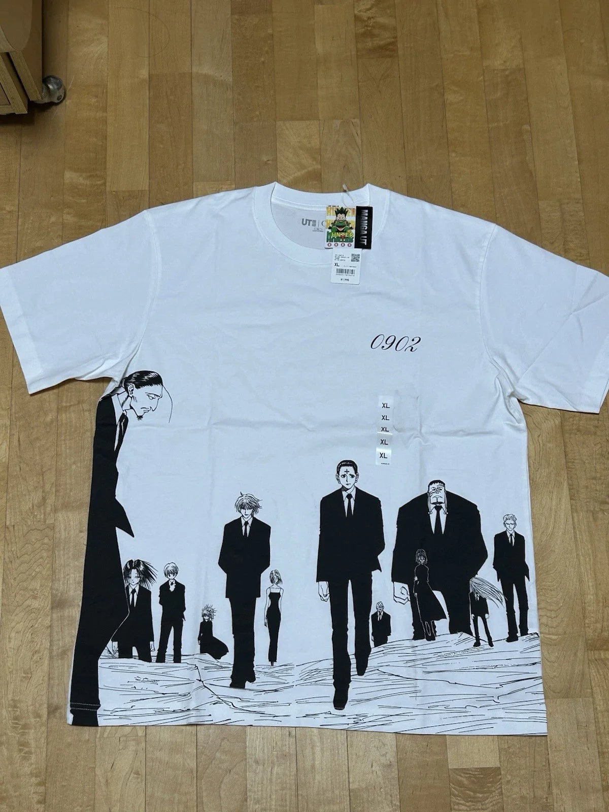 NWT Uniqlo T-Shirt Hunter x Hunter Phantom Troupe T-Shirt XL White + Gift
