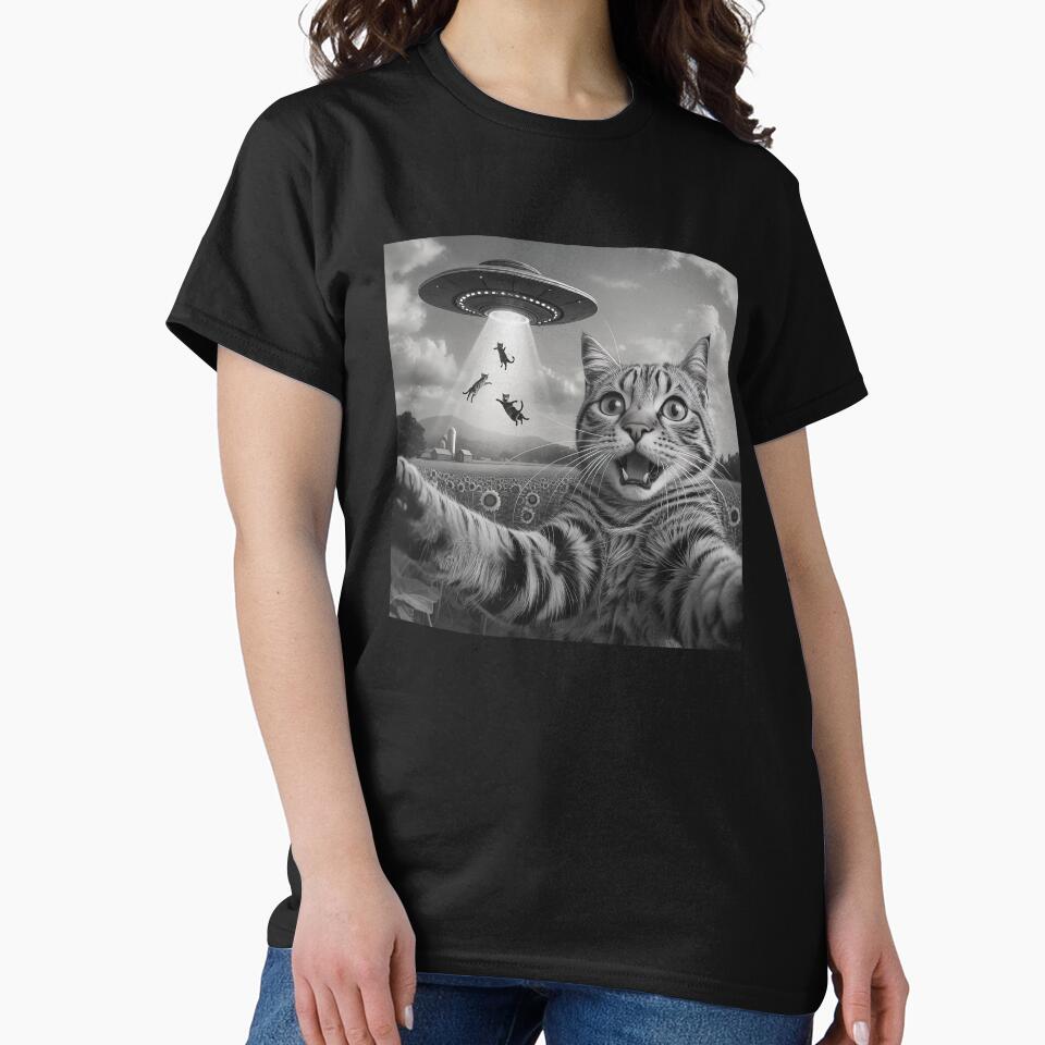 Cat Selfie With Alien UFO Funny Cat Meme by MelenebStore